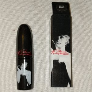 MAC DEEPLY ADORED LIPSTICK MARILYN MONROE